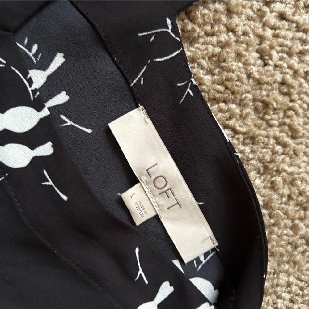 LOFT Blouse - Picture 2 of 2